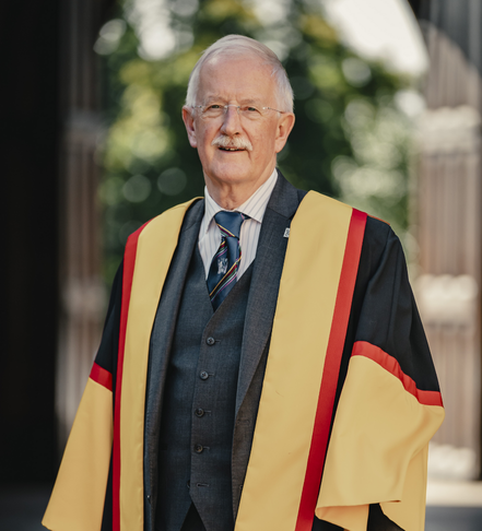 Dr Richard Hull